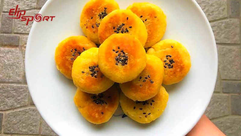 Bánh khoai lang phủ mè có trọng lượng 100g sẽ chứa khoảng 116 calo