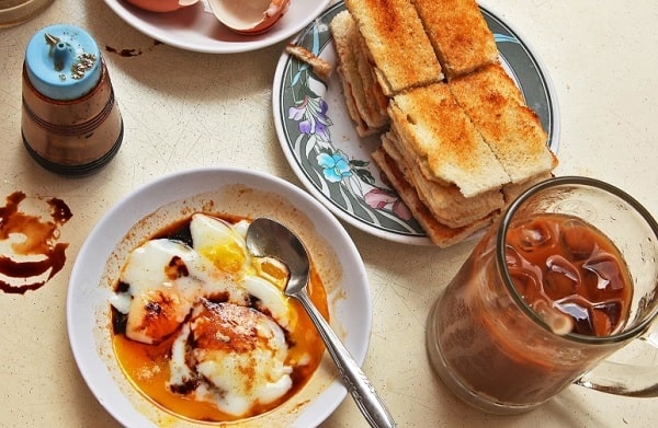 Những món ăn vặt ở Singapore. Những món ăn vặt nổi tiếng ở Singapore. Bánh mì nướng kaya Toast