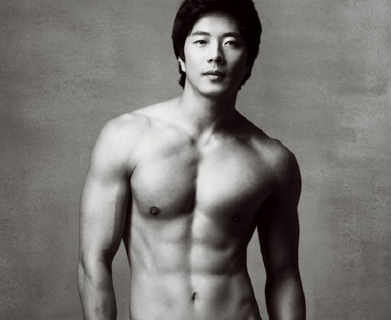 Kang Sang Woo