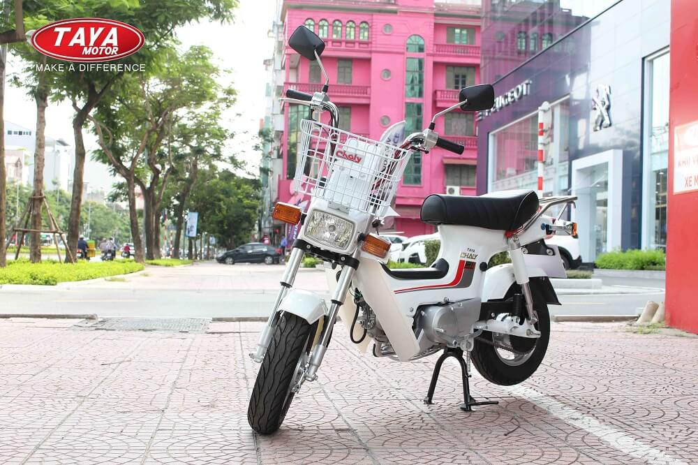 Xe máy chaly 50cc màu trắng