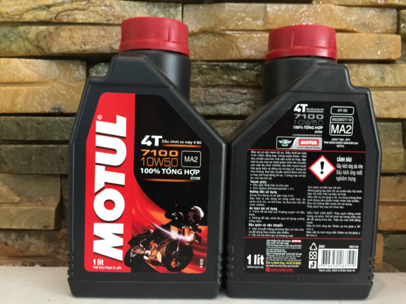 Sản phẩm dầu nhớt Motul 300V Factory Line