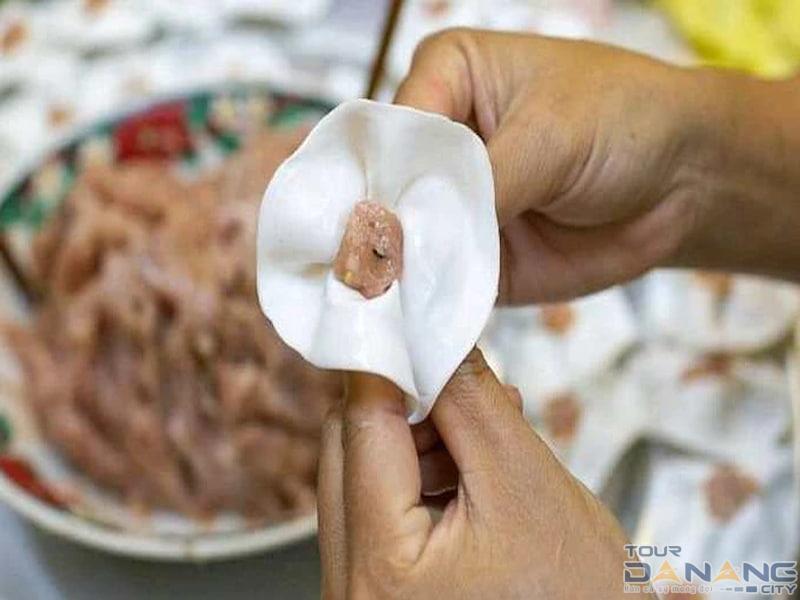 Lò Bánh Bao Bánh Vạc Hoa Hồng Trắng - 533 Hai Bà Trưng