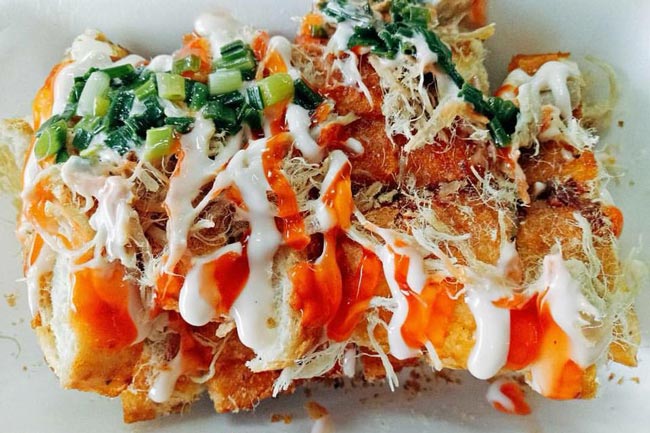 calo bánh mì nướng muối ớt