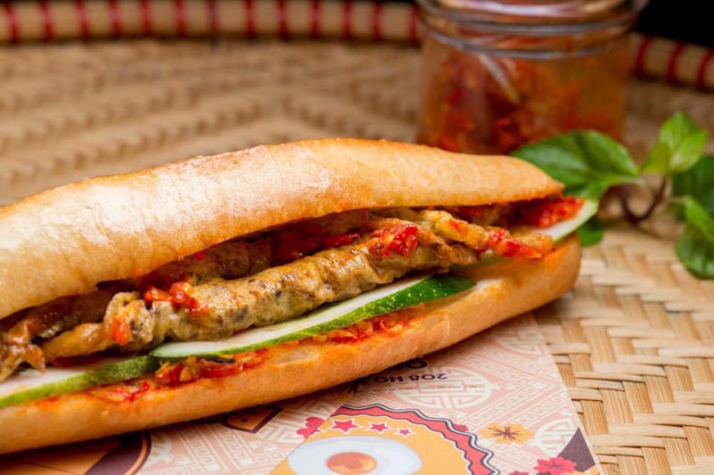 Bánh mì pate bao nhiêu Calo? “Mẹo” ăn bánh mì pate mà không lo béo