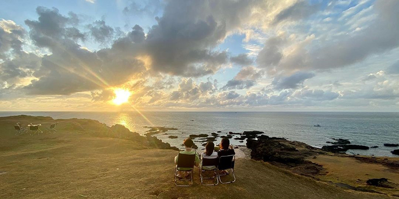 Bình minh tại đảo Phú Quý.