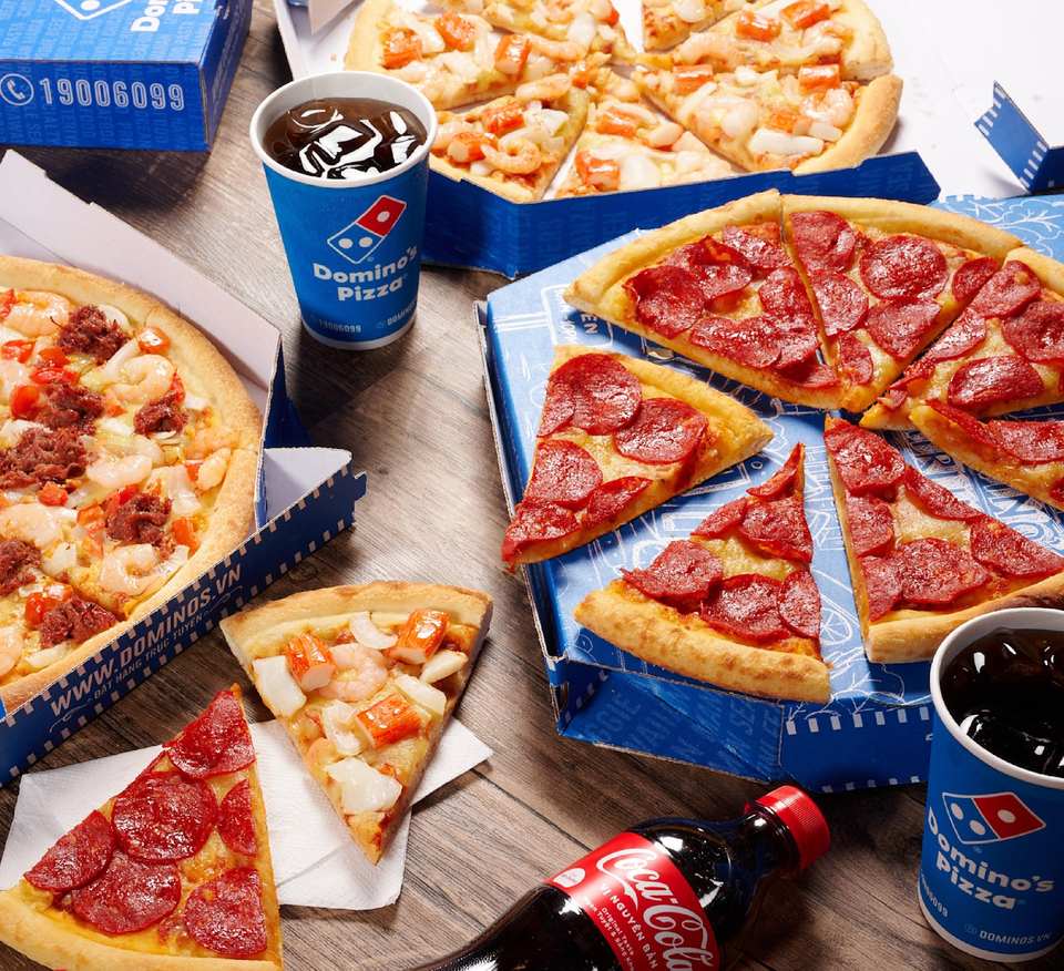 Bật mí cách làm pizza xúc xích ngon chuẩn vị