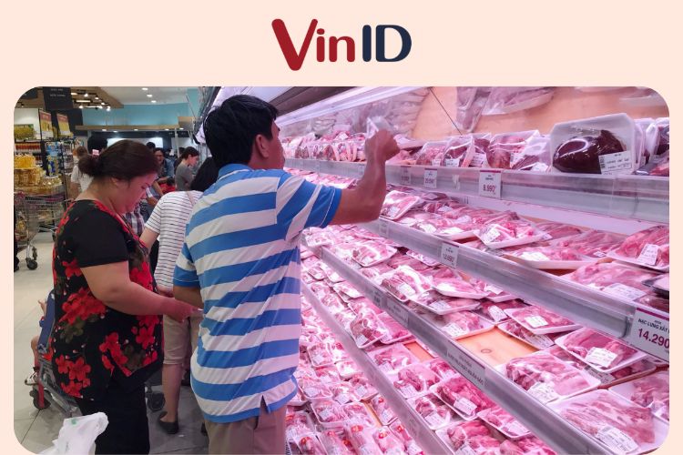 Nên mua sườn tươi mới tại các cửa hàng, siêu thị uy tín như VinMart