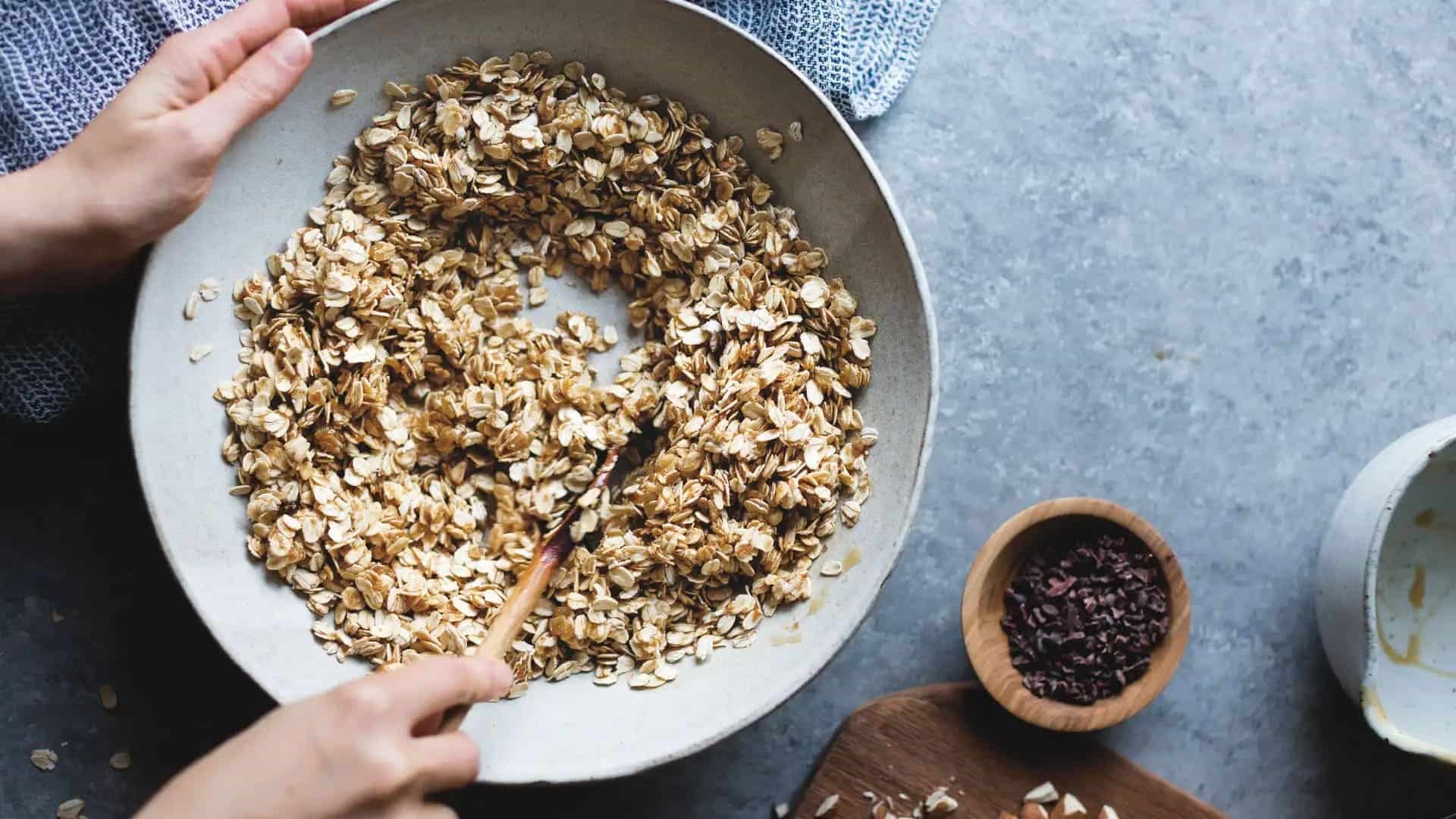 cach-lam-granola