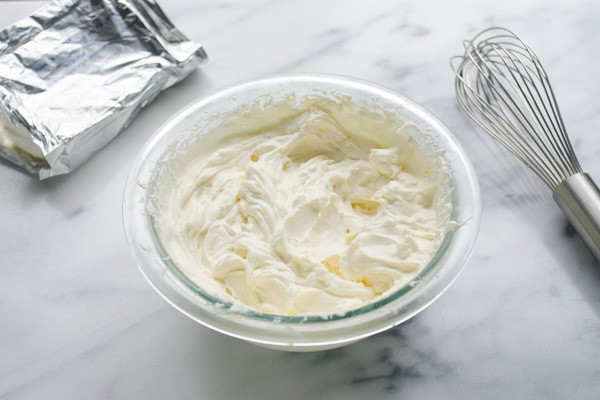 Kem bánh bằng cream cheese hấp dẫn