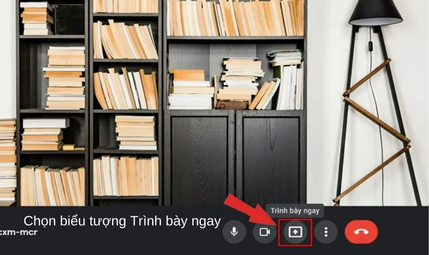 Chọn Trình bày ngay