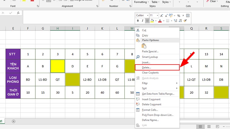 Lúc này các ô trống trong bảng tính sẽ được bôi đen > Để xóa nhấn chuột phải > Chọn Delete