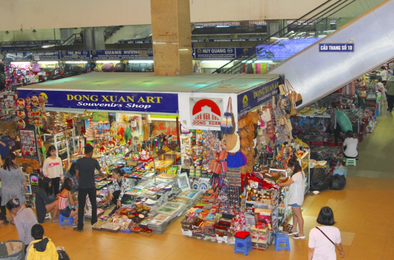 Dong Xuan Market