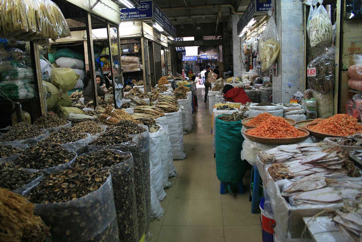 Dong Xuan Market