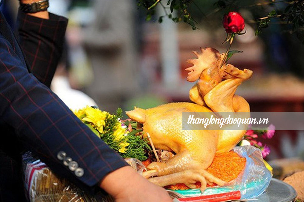 cúng tất niên gà quay ra hay quay vô