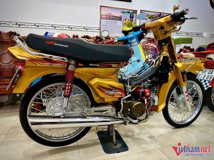 Honda Dream Thái cũ biển đẹp độ thành Super Dream kiểng chưa đến 20 triệu đồng - 1