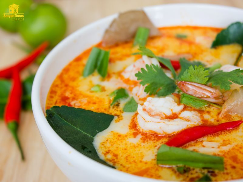 Món Tom Yum - Du lịch Thái Lan