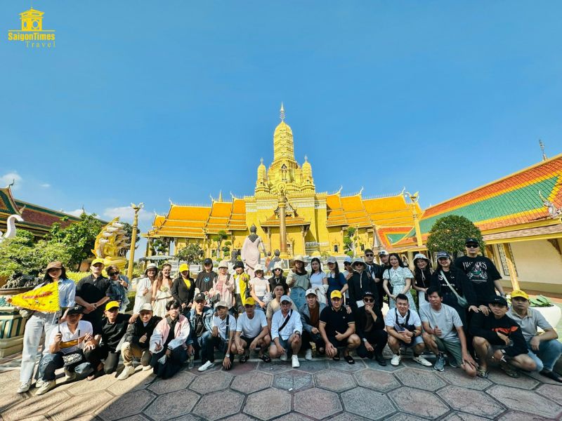 Chùa Wat Arun tại Tour du lịch Thái Lan