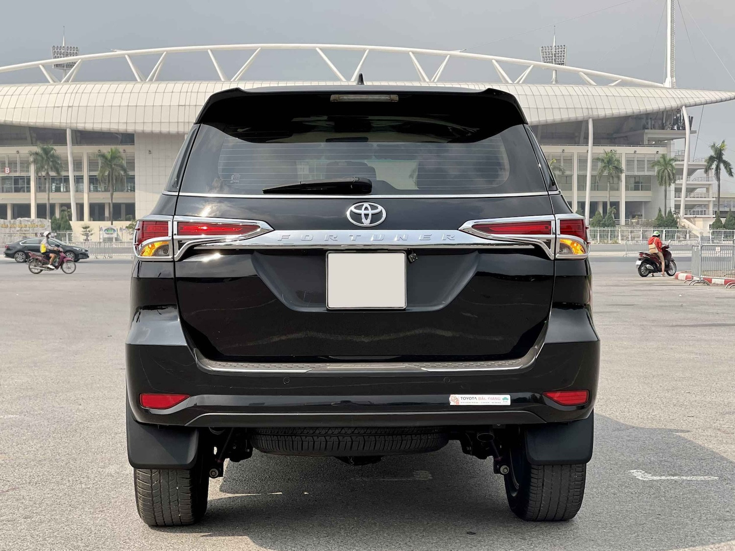 Có nên mua Toyota Fortuner 2018 cũ trong tầm giá 800 triệu đồng?