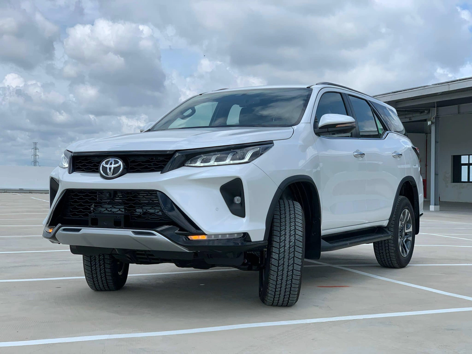 Có nên mua Toyota Fortuner 2018 cũ trong tầm giá 800 triệu đồng?