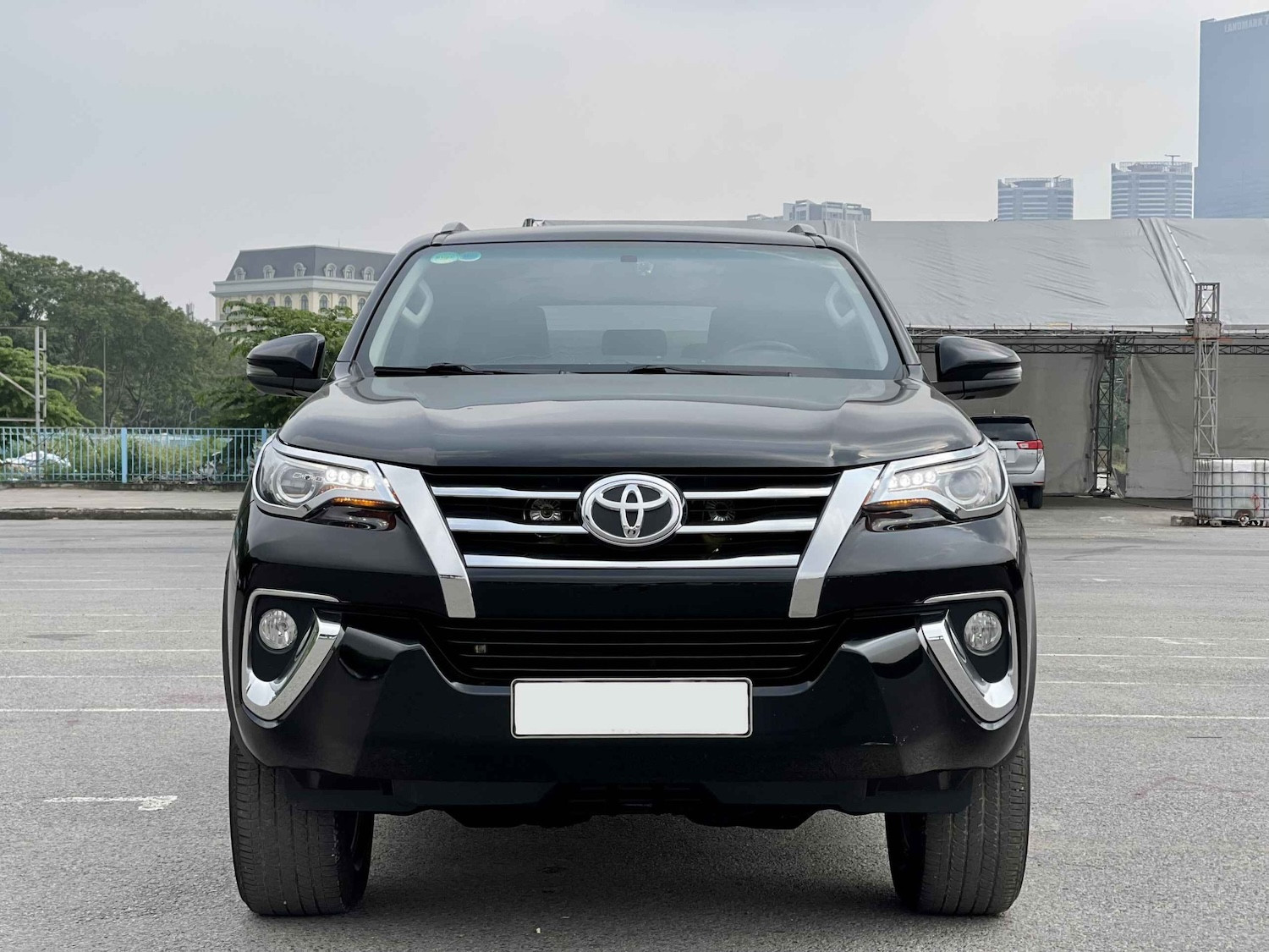 Có nên mua Toyota Fortuner 2018 cũ trong tầm giá 800 triệu đồng?