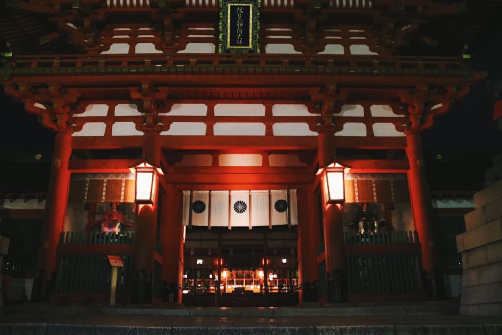 fushimi inari at night