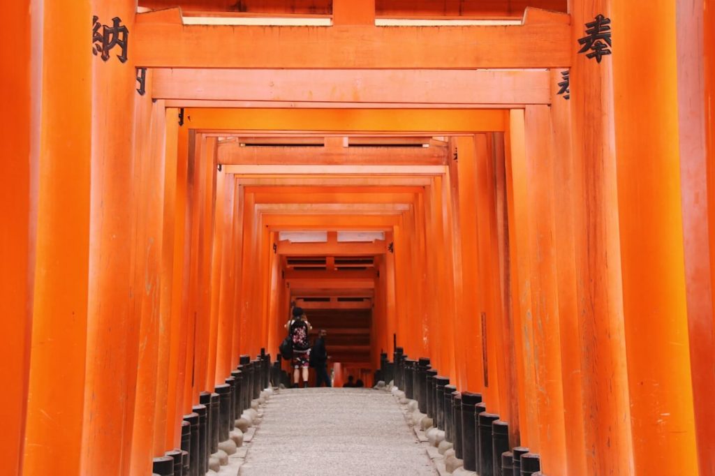 thousand gate shrine kyoto