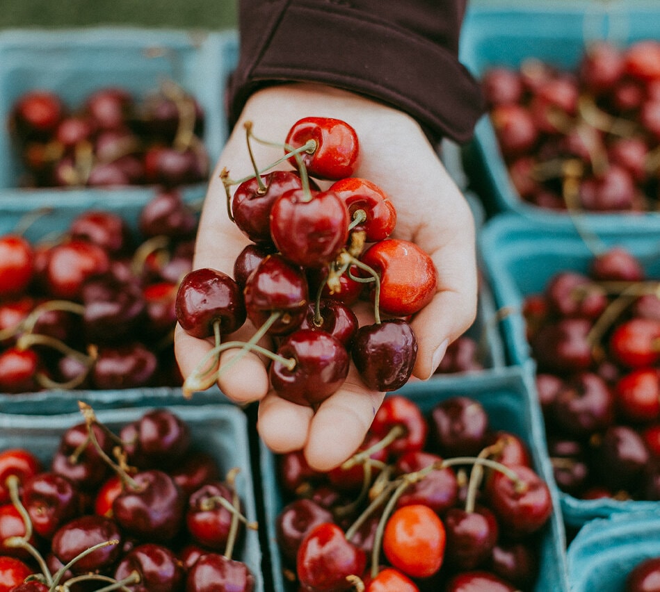 Giá Cherry Mỹ Trên Thị Trường Hiện Nay | Hoa Quả Sạch Fuji | Hệ thống hoa quả sạch nhập khẩu Fuji