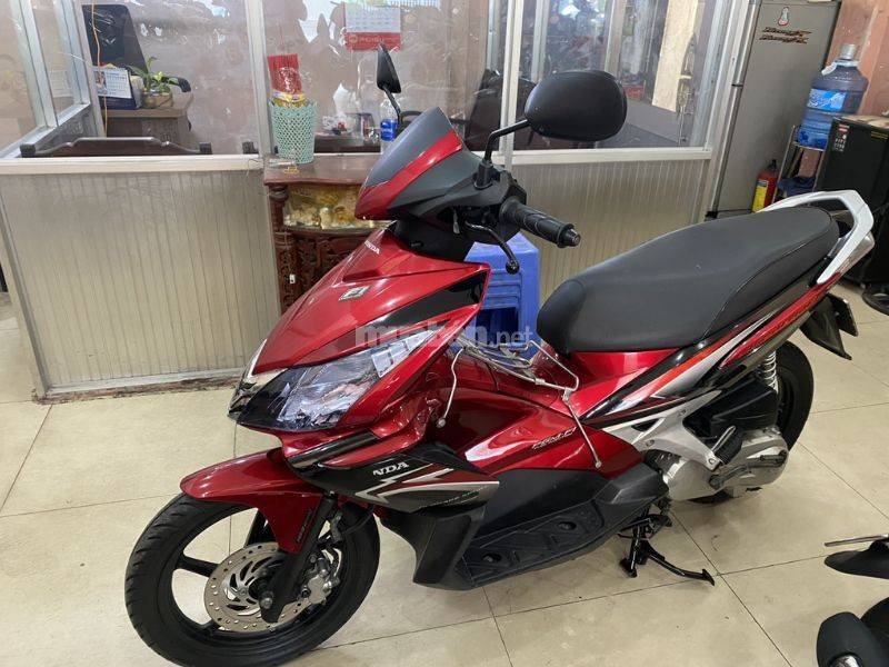 Honda Air Blade Thái 2010 nổi bật với thiết kế mạnh mẽ