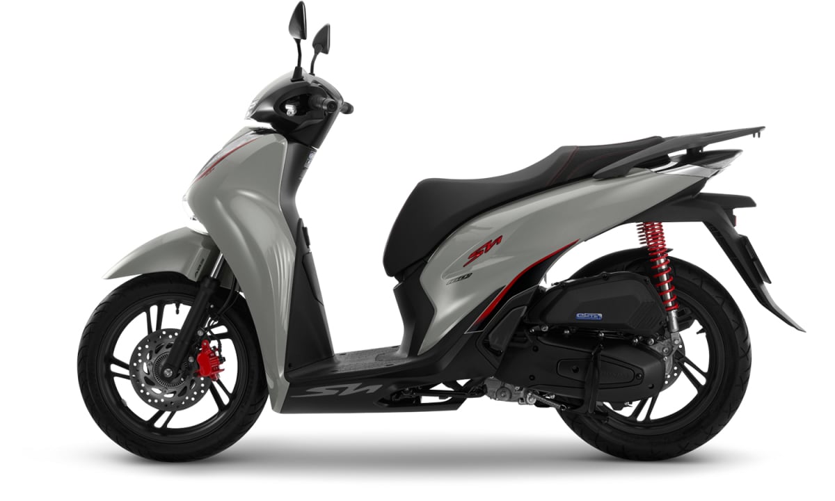 Ảnh thực tế Honda SH 160 vừa ra mắt tại đại lý, đội giá tới 30 triệu đồng 242601