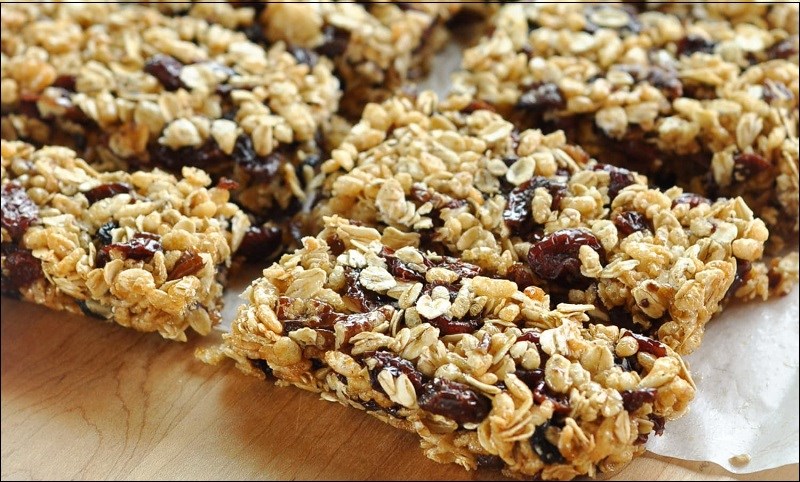 Granola là gì? Granola mua ở đâu và cách ăn granola đúng cách