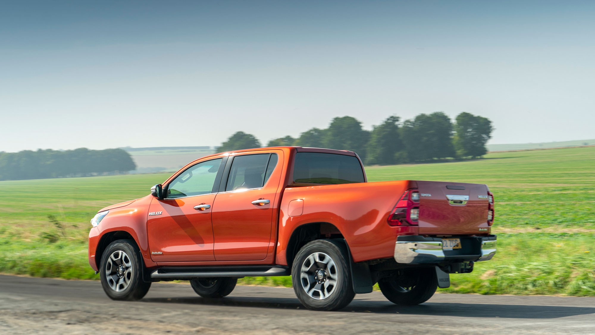 Toyota Hilux 2022 rear corner