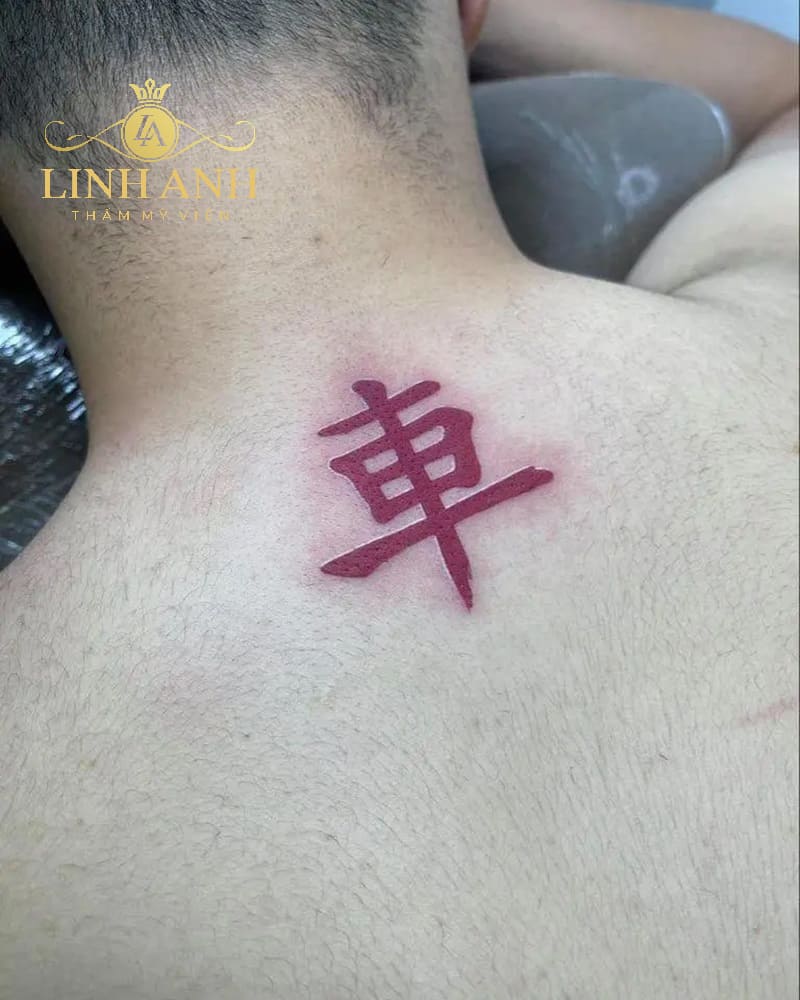 hình tattoo con chốt