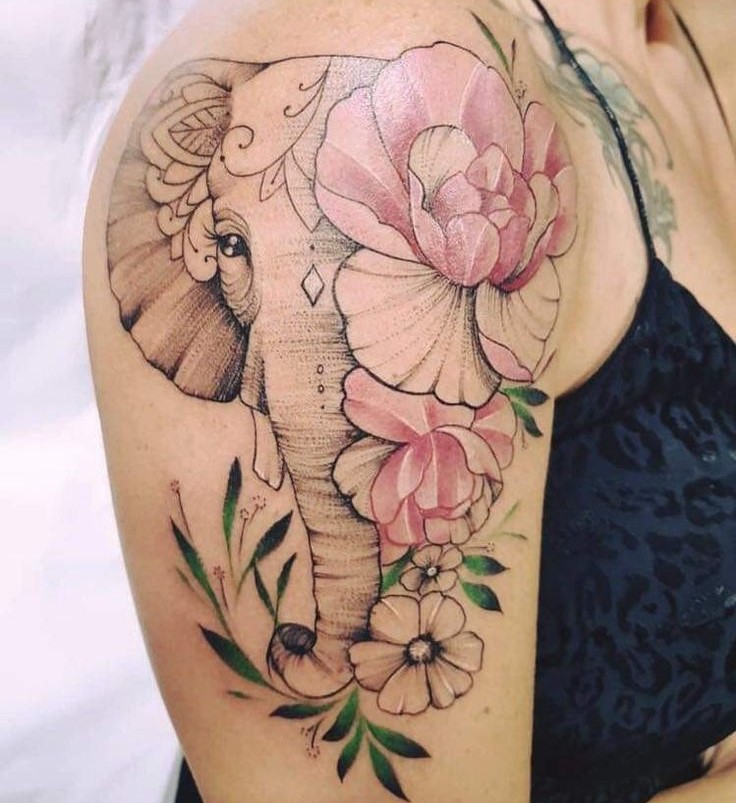 hình tattoo bắp tay kết hợp giữa voi và hoa