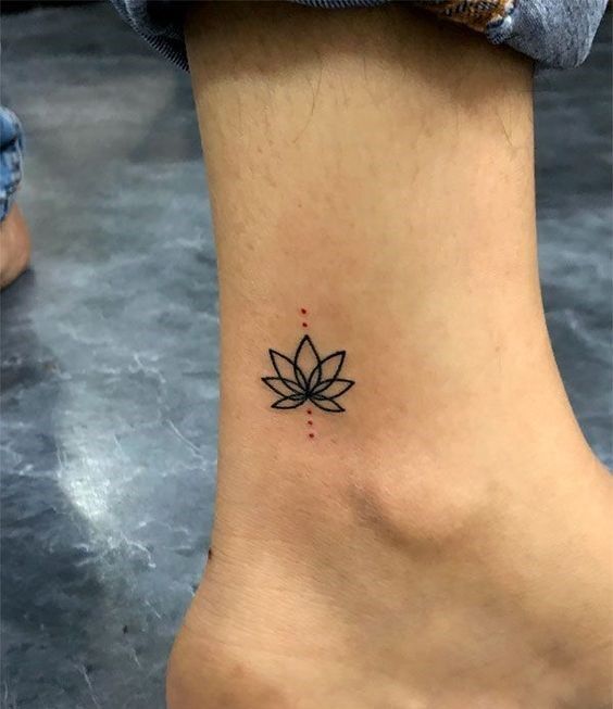 mẫu tattoo nhỏ xinh ở cổ chân cực xinh