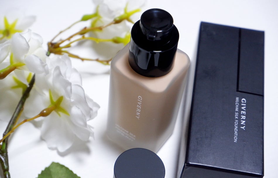 Kem Nền Da dầu GIVERNY MILCHAK SILK FOUNDATION