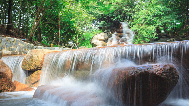 Thác nhân tạo Thuỷ Châu Bình Dương