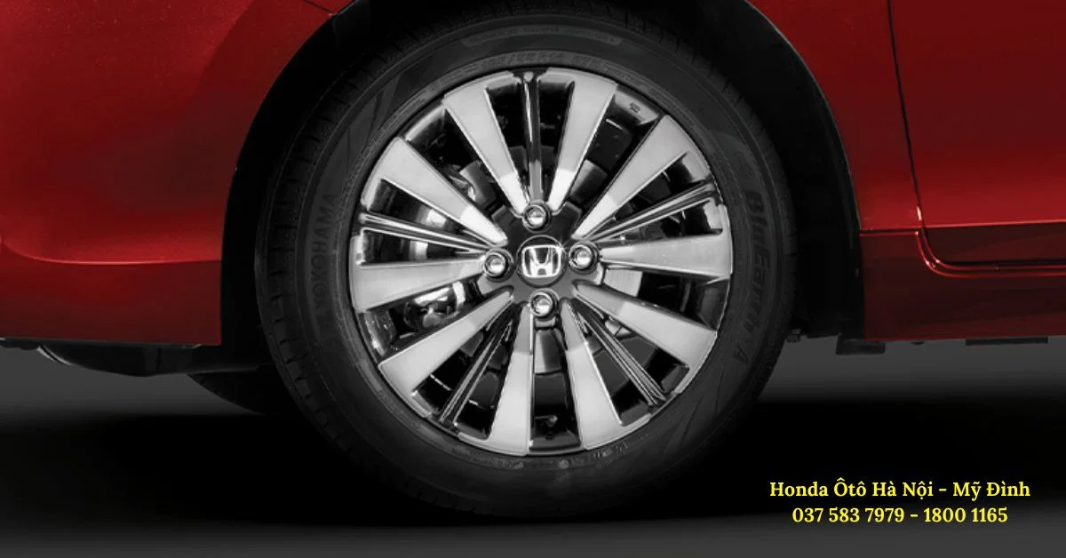 La-zăng Honda City RS 16 inch đa chấu với phay cắt đen đậm chất thể thao, tôn lên chất cá tính và thời thượng cho xe (Ảnh: Honda Việt Nam)