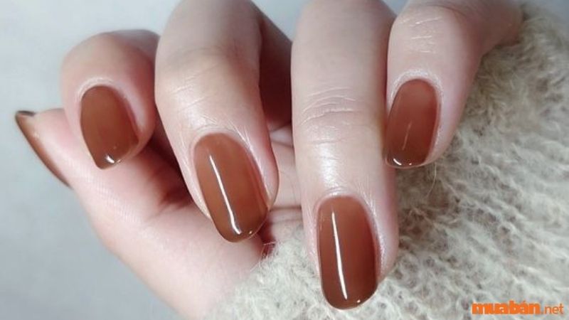 Mẫu nail sơn thạch màu nâu