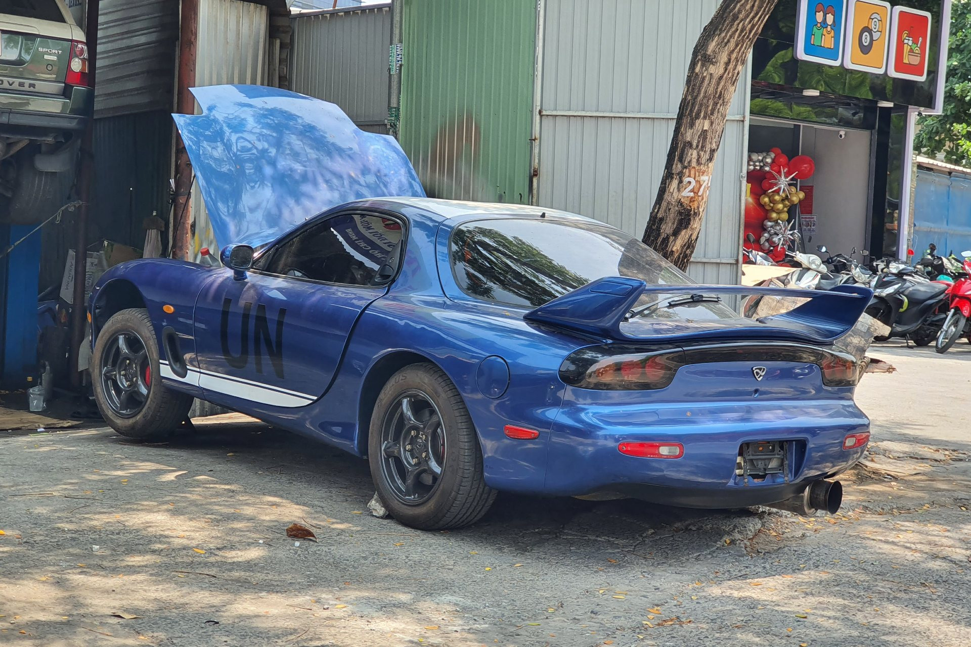 mazda rx 7 3.jpg