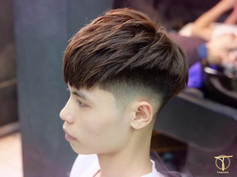 kiểu tóc Mohican mái dài