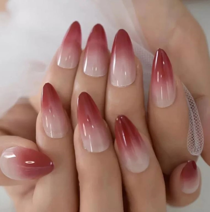 Nail cô dâu Ombre đỏ mận