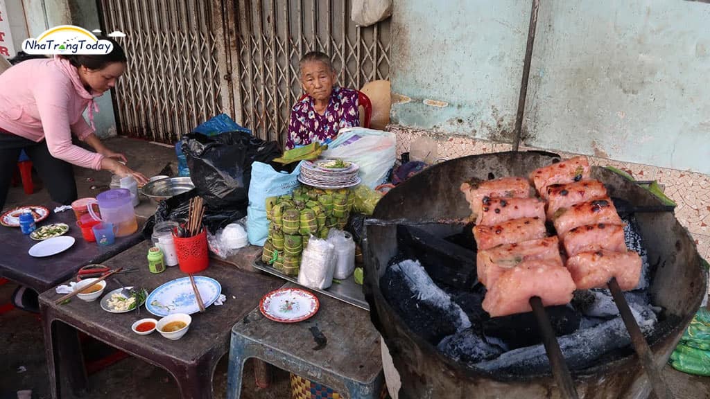 nem nướng nha trang