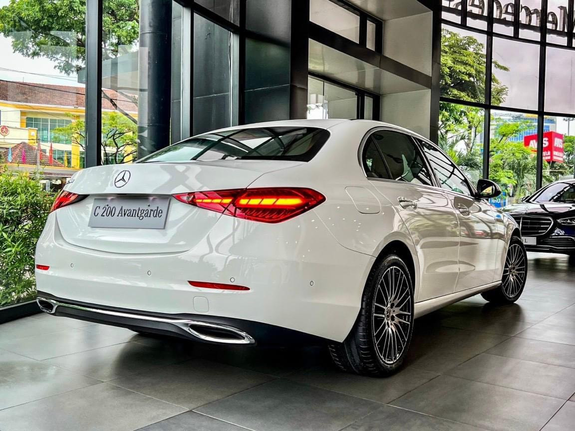 https://mercedesvietnam.com/