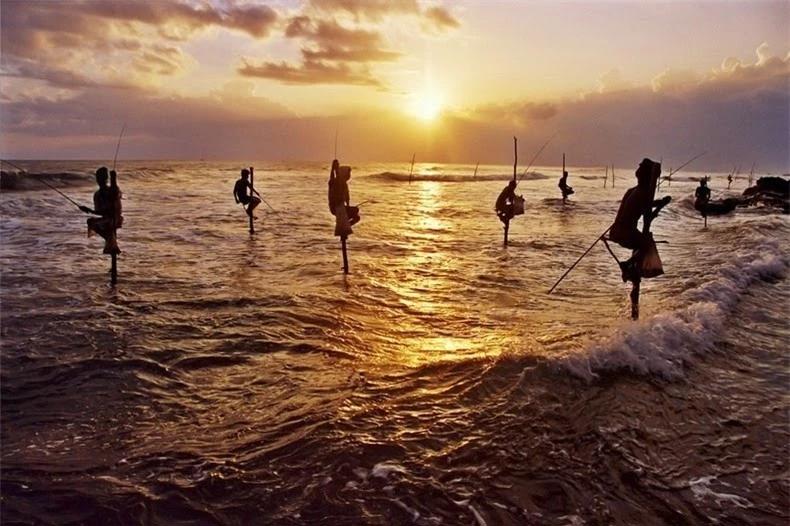 C&acirc;u c&aacute; bằng c&agrave; kheo l&agrave; một kỹ thuật đ&aacute;nh c&aacute; l&acirc;u đời chỉ c&oacute; ở Sri Lanka. Ảnh: Getty image