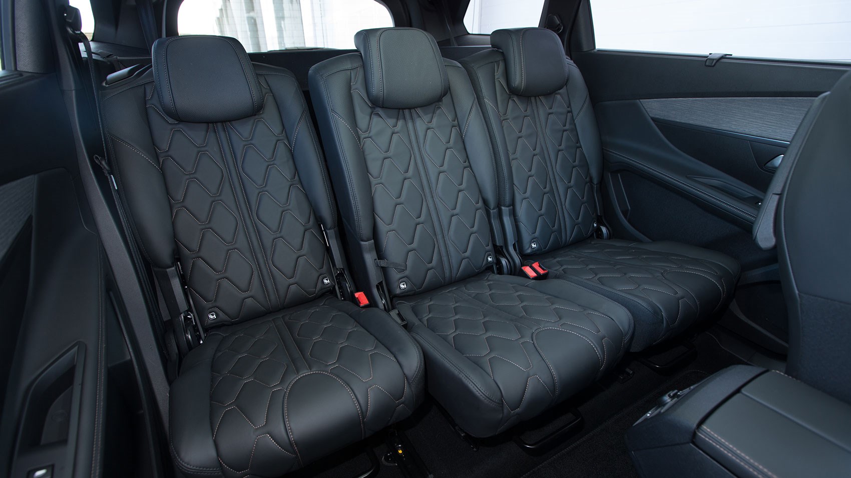 Peugeot 5008 LHD rear seats