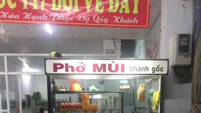 Quán phở Mùi