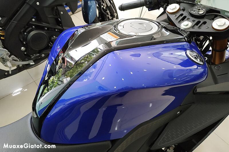 yamaha-yzf-r15-v3-13