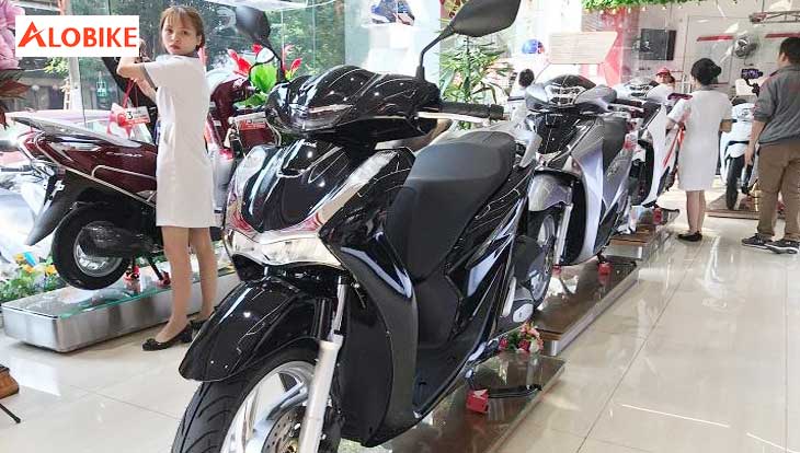 Phiên bản SH 2020 màu đen bóng phanh ABS