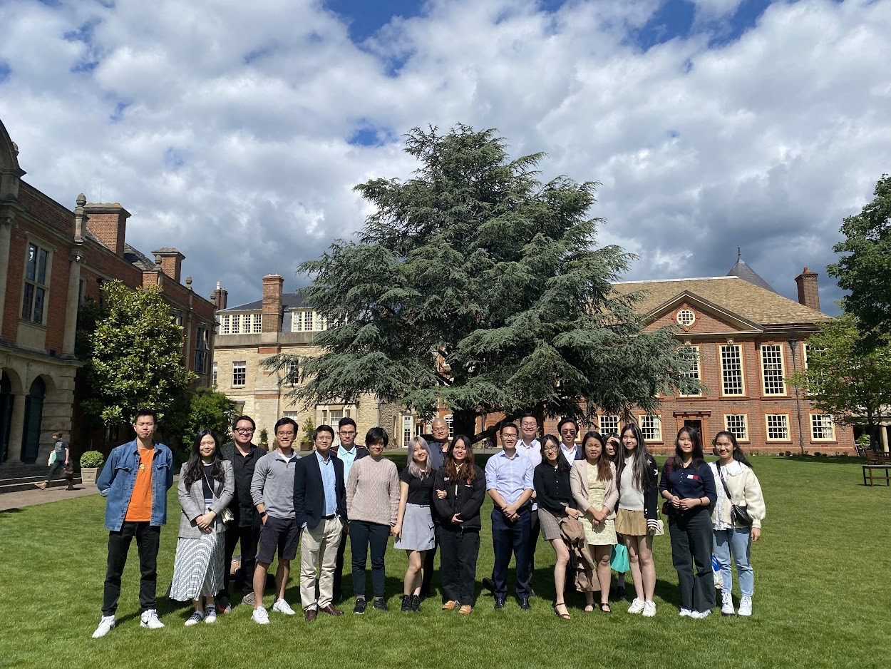 Chàng trai Hà Nội sau 5 năm giành học bổng toàn phần ĐH Oxford