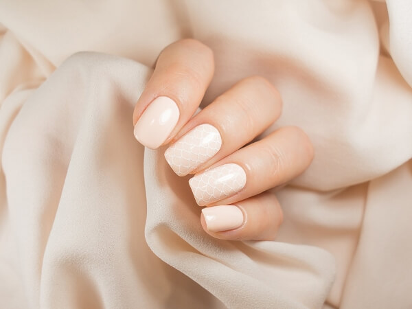 Nail vẽ đơn giản